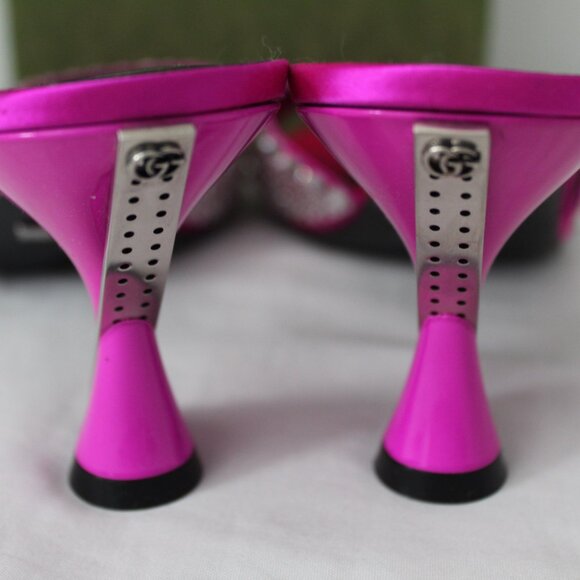 NWB Gucci Jeweled Beaded Raso Seta Fuchsia Heels Sandals 40 749663 - Picture 3 of 10